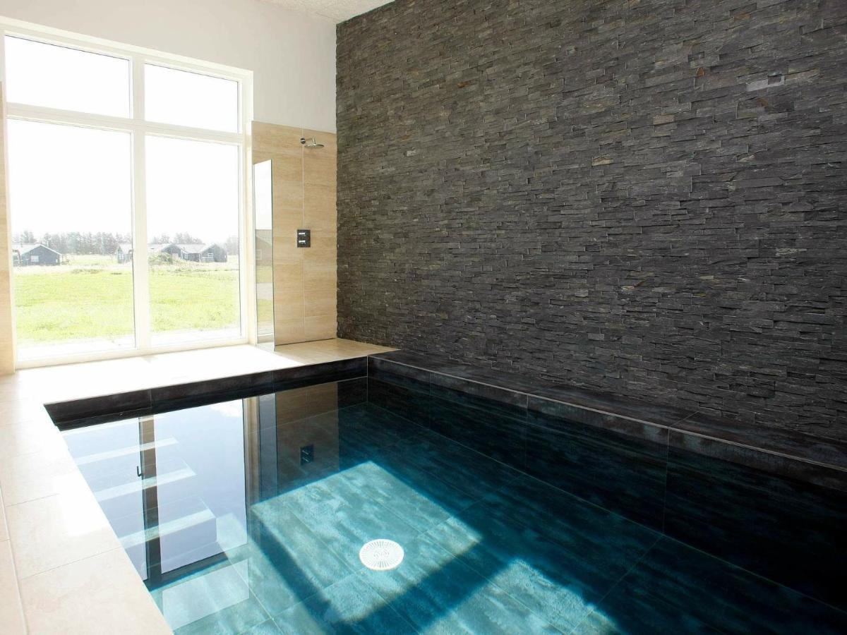 Five-Bedroom Holiday Home In Lokken 3 Zewnętrze zdjęcie